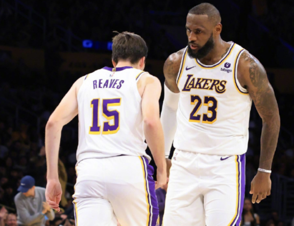 美港通配资 美职篮推荐：湖人太阳上演焦点对决尼克斯力争终结对雄鹿连败